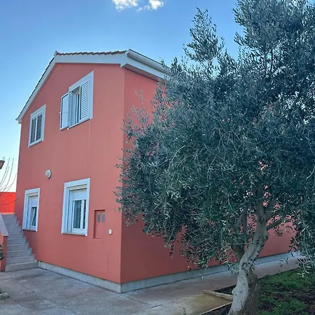 Apartmán Large Comfortable 3 Bedroom Ugljan