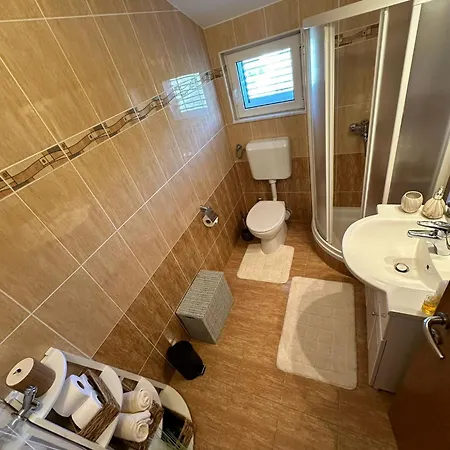 Apartment Large Comfortable 3 Bedroom